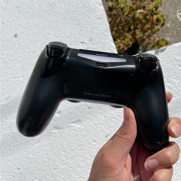 Pre-Owned PS4 Dualshock 4 Controller - Picture 6 of 8